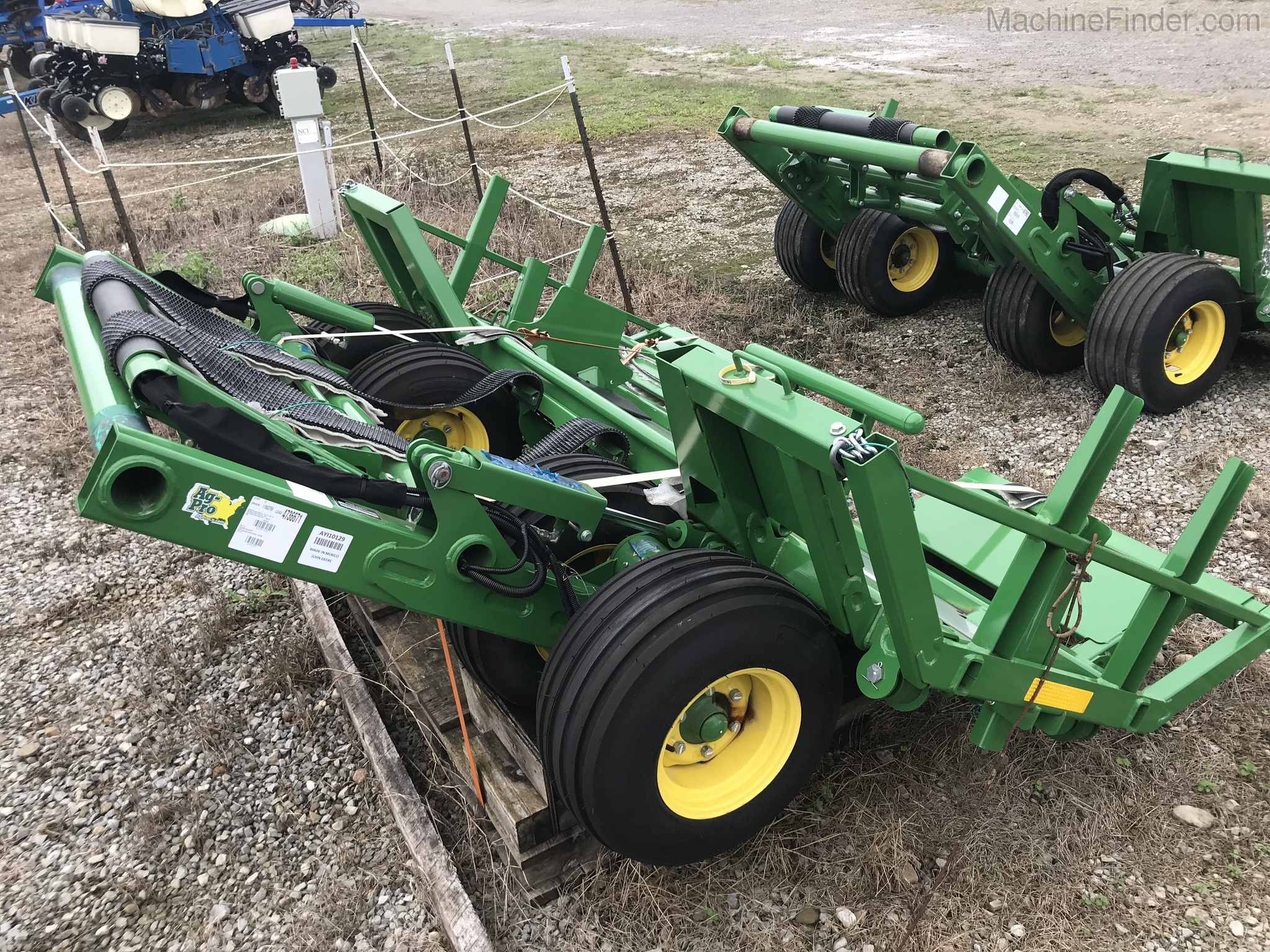 2018 John Deere A420R Image 2