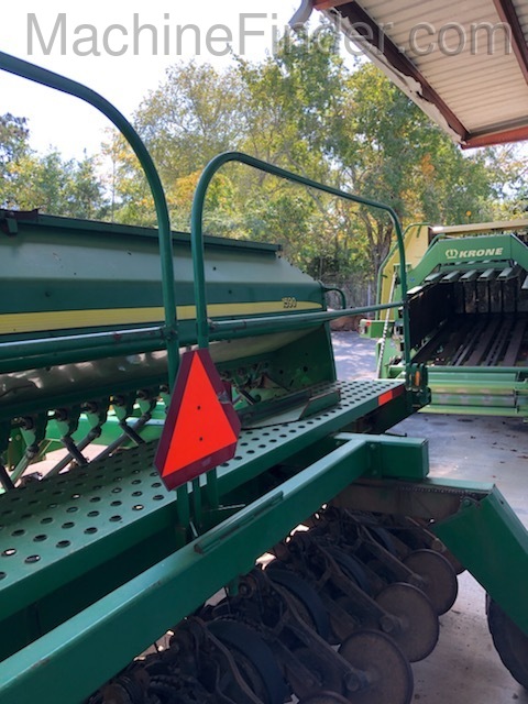 2002 John Deere 1590 Image 5