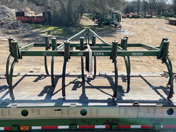 John Deere 1600 Image 6