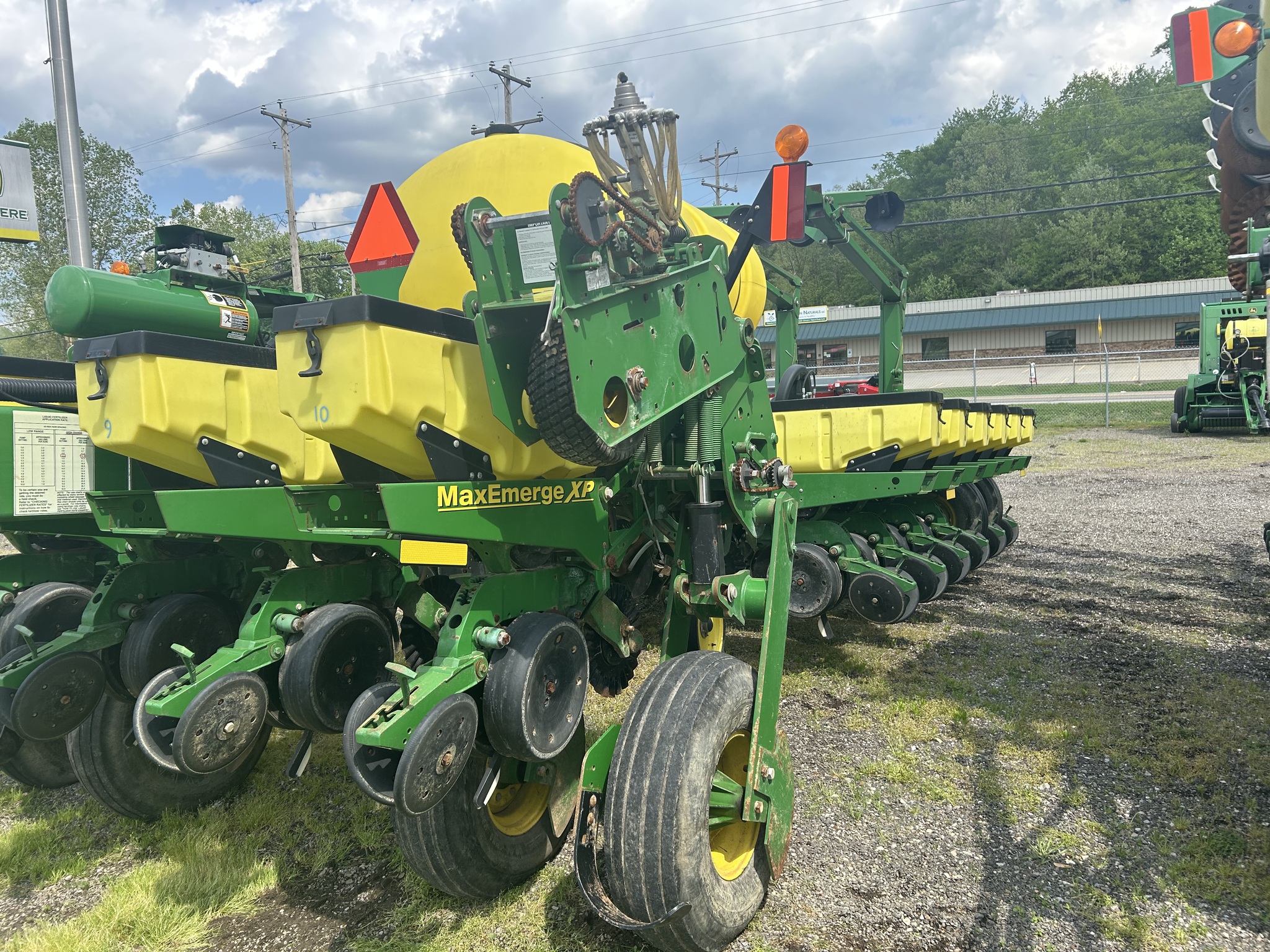 2011 John Deere 1770NT Image 12