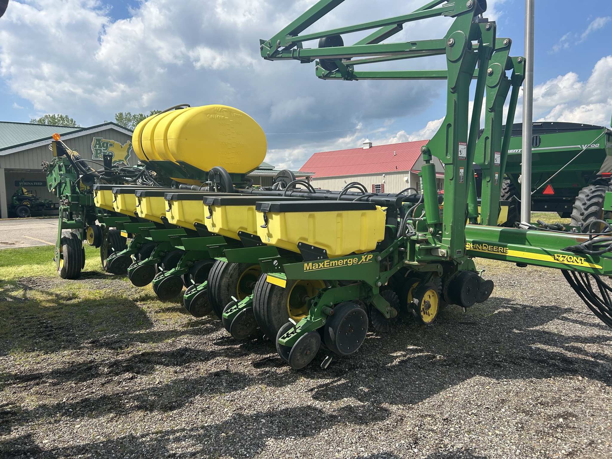 2011 John Deere 1770NT Image 13