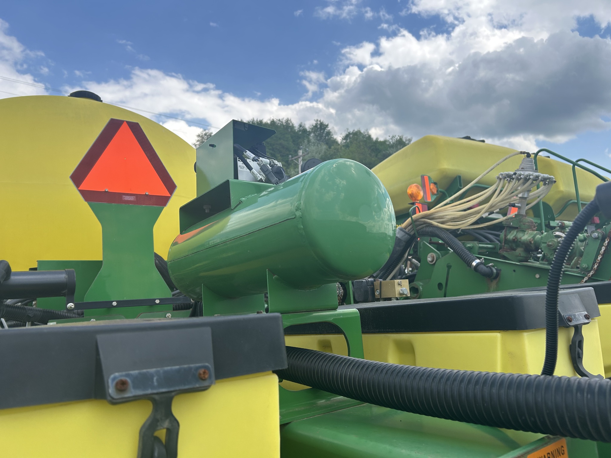 2011 John Deere 1770NT Image 22