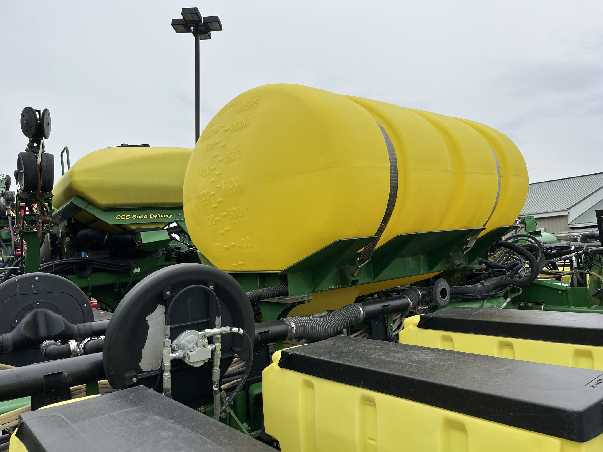 2011 John Deere 1770NT Image 7