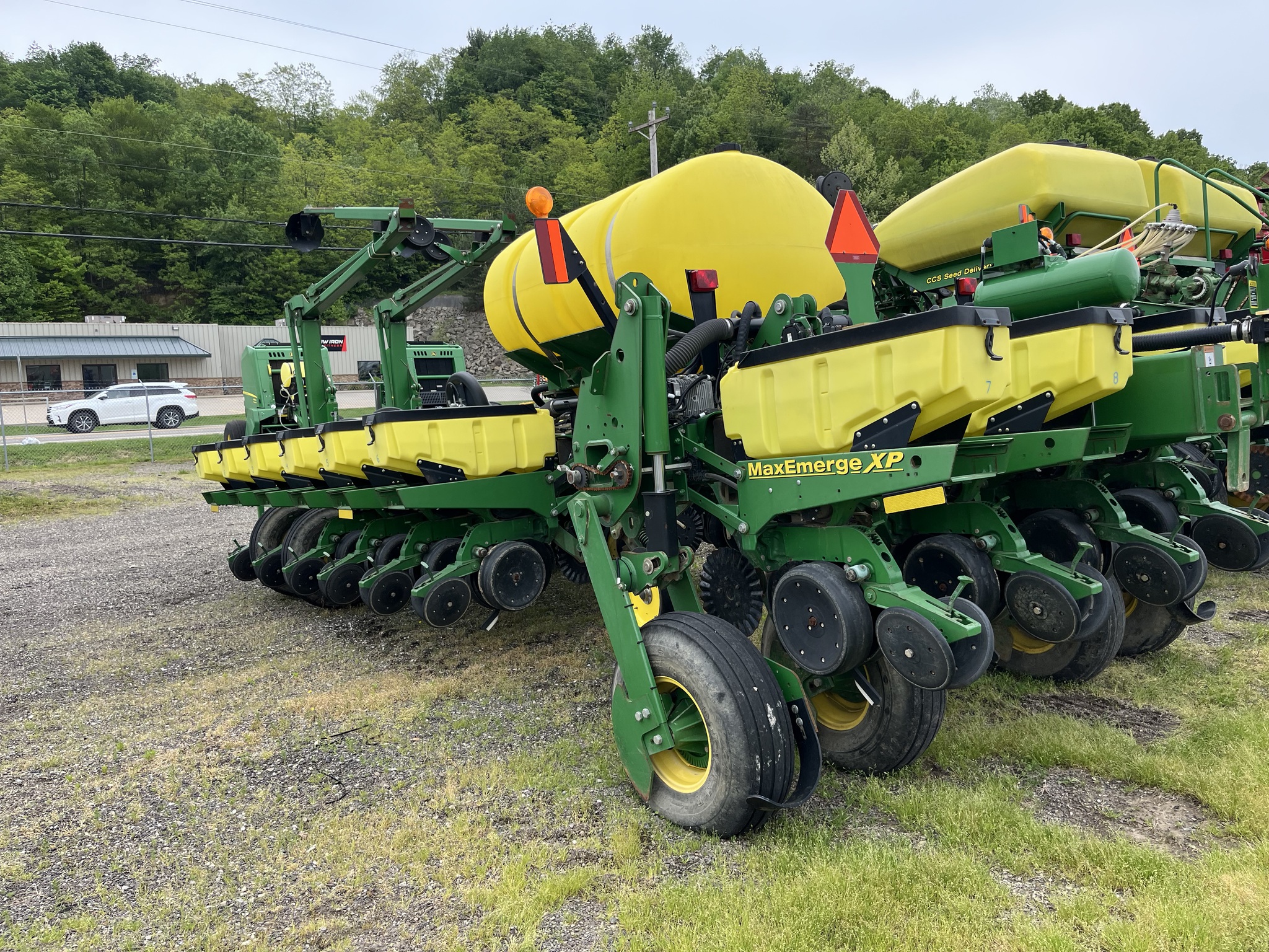 2011 John Deere 1770NT Image 28