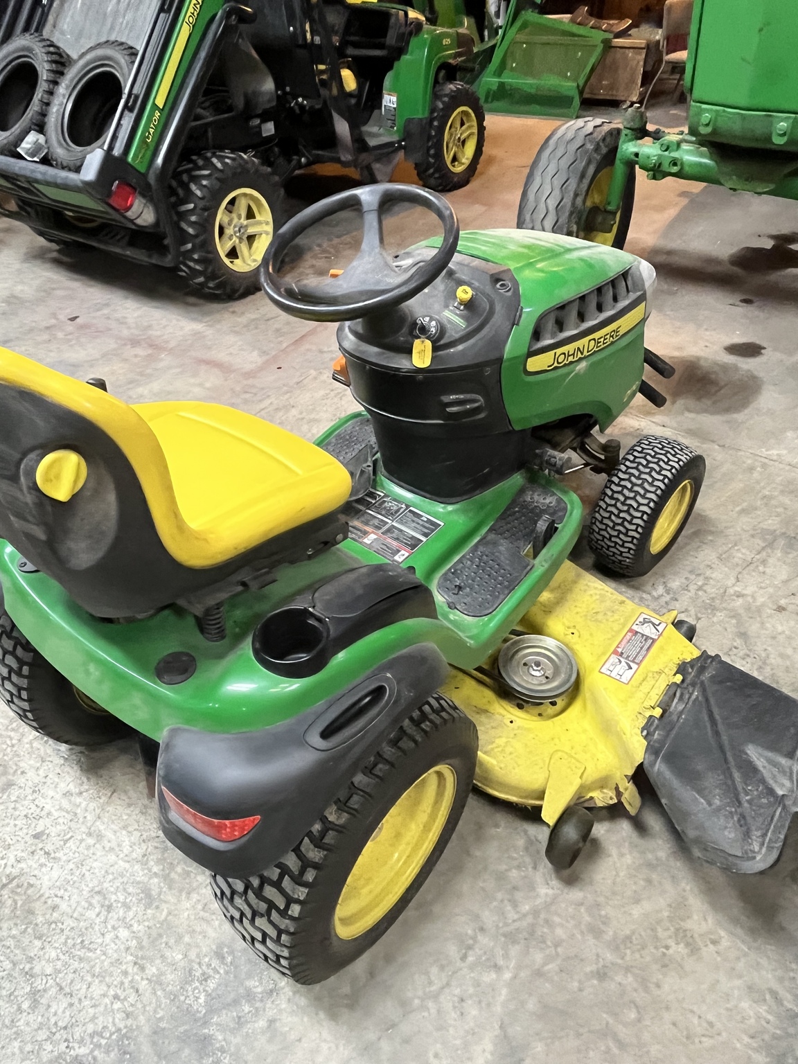 2014 John Deere D170 Image 2
