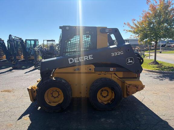 2018 John Deere 332G