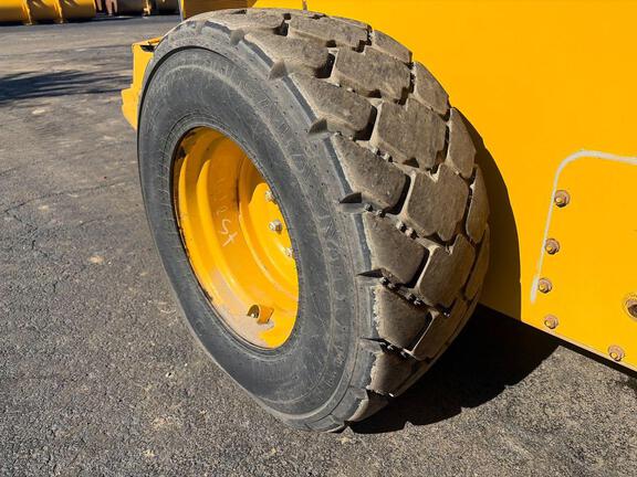 2018 John Deere 332G