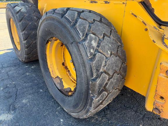 2018 John Deere 332G