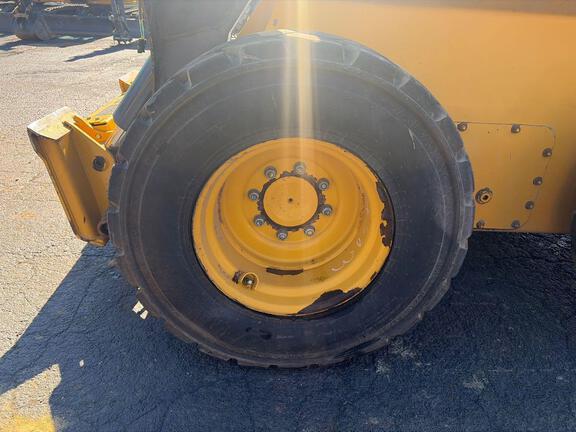 2018 John Deere 332G