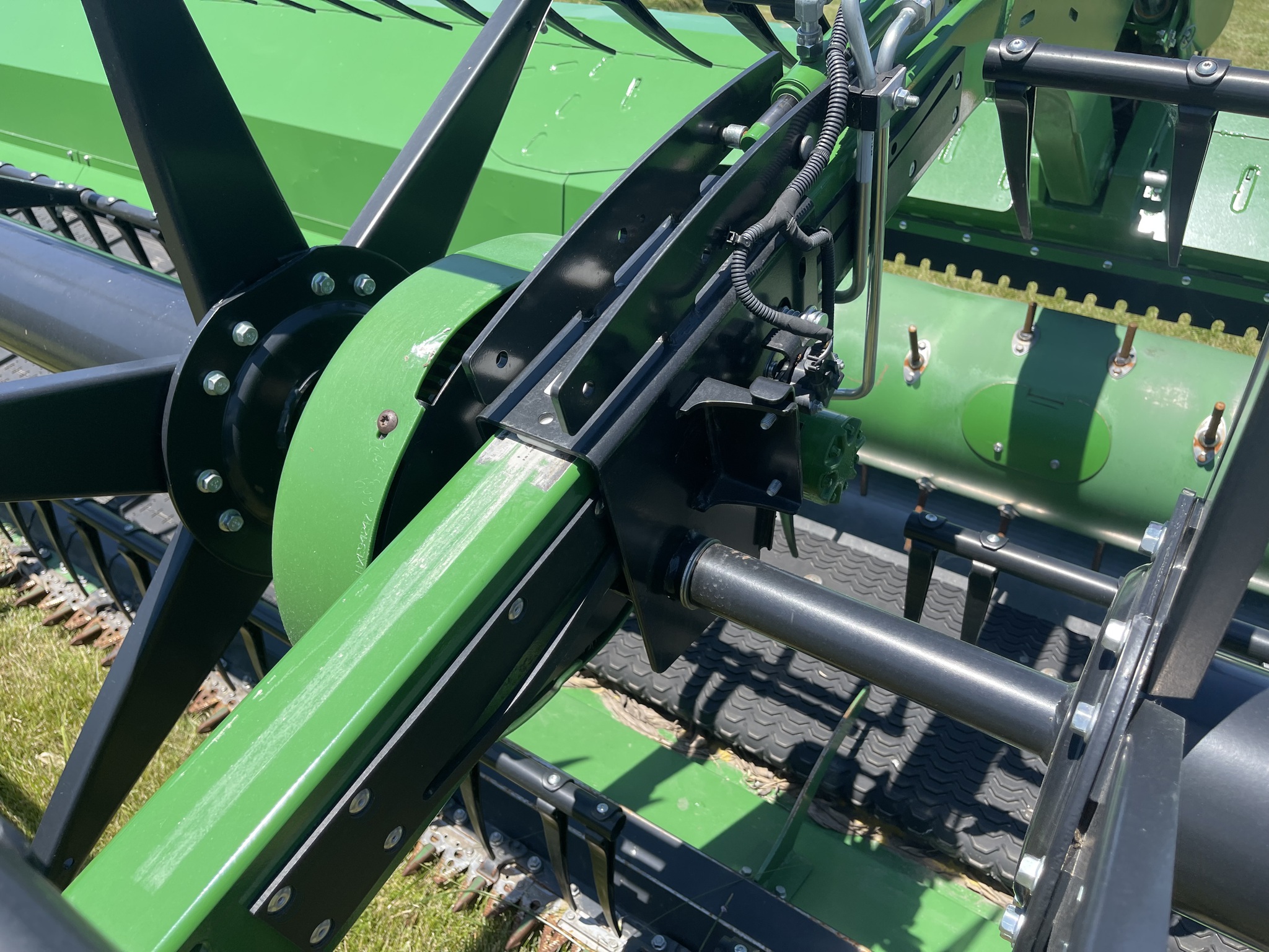  2023 John Deere RD40F at Heritage Tractor in Monmouth, IL