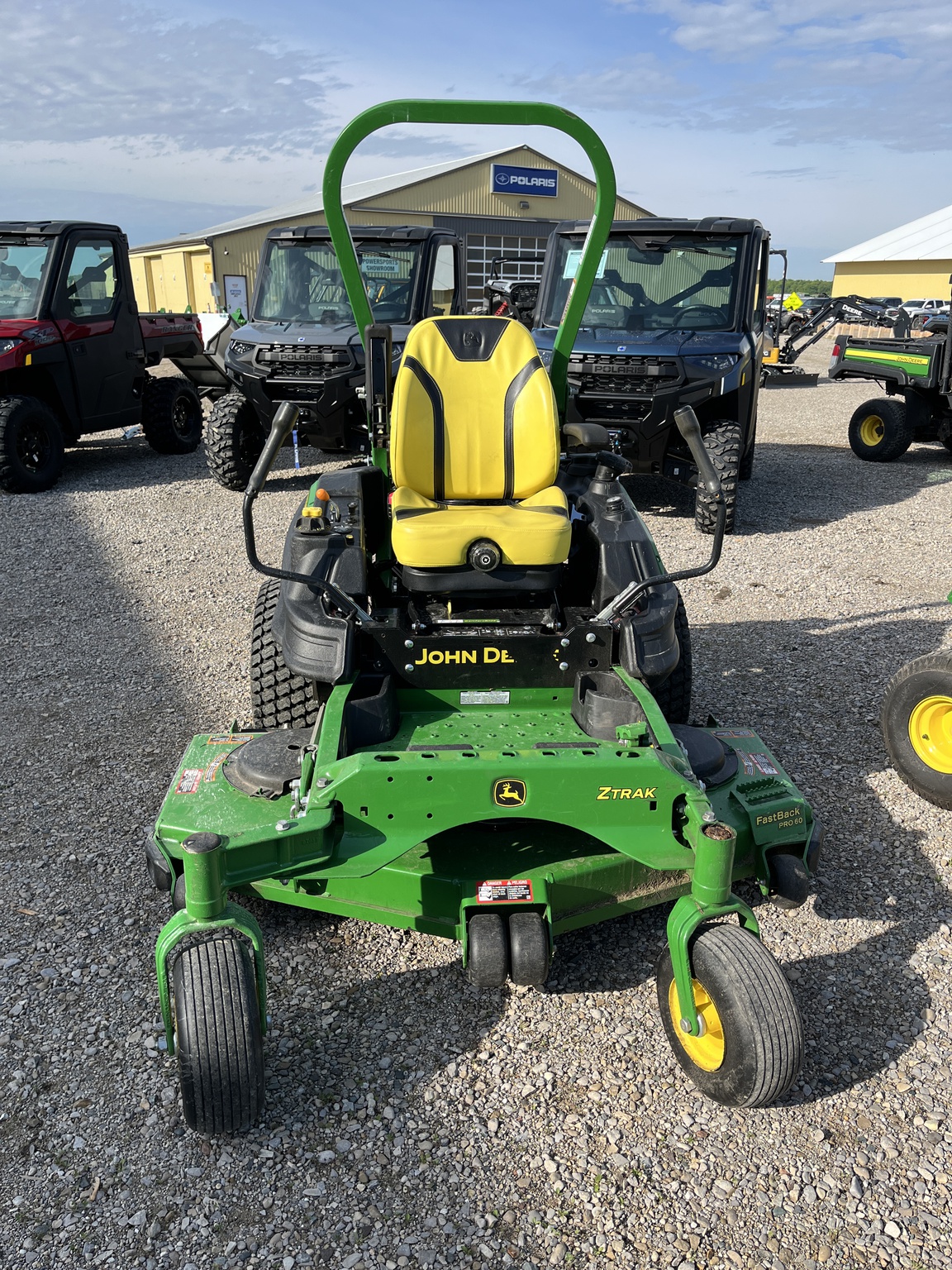 2021 John Deere Z950R Zero-Turn Mowers