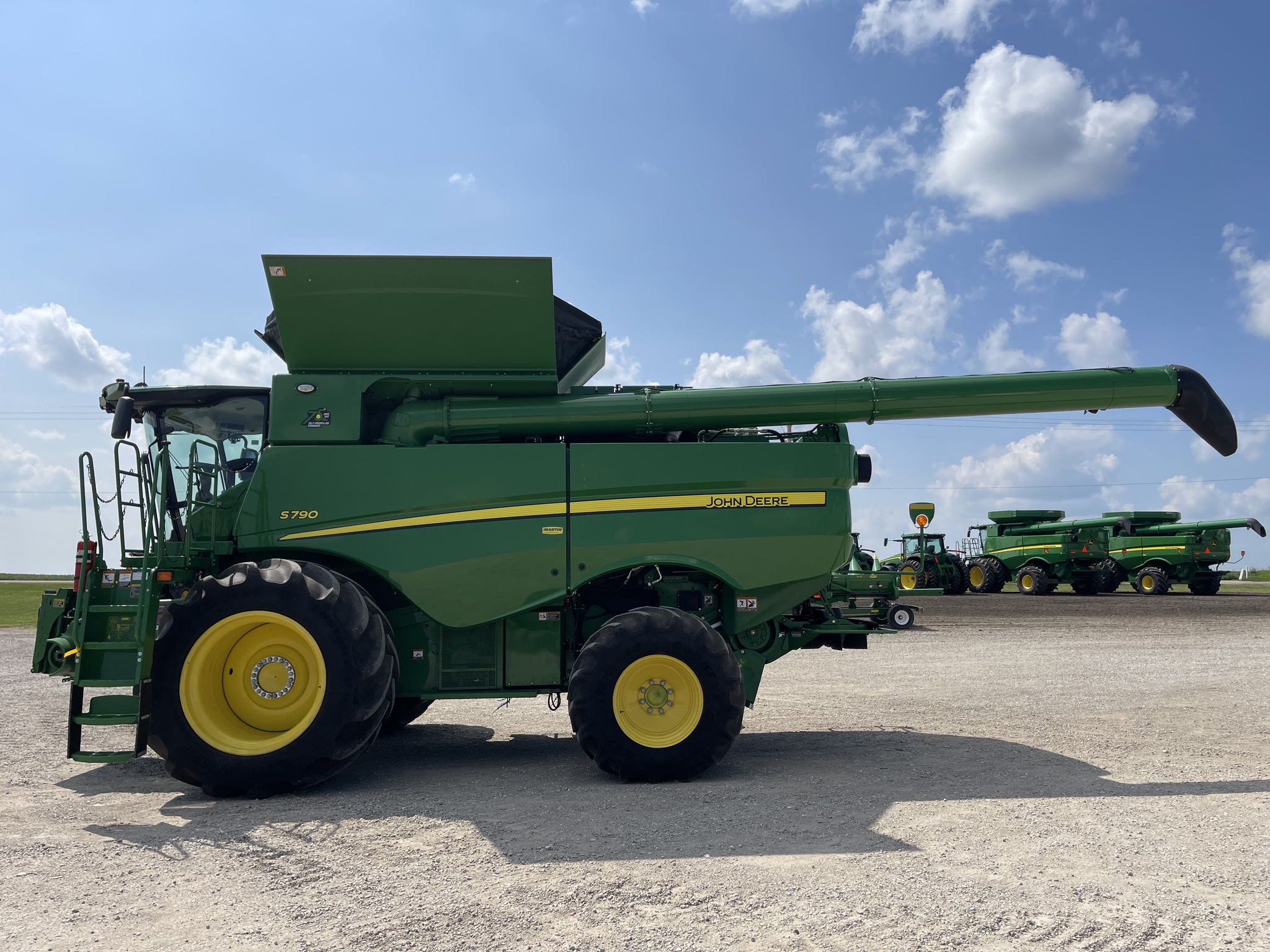  2022 John Deere S790 at Heritage Tractor in Brimfield, IL