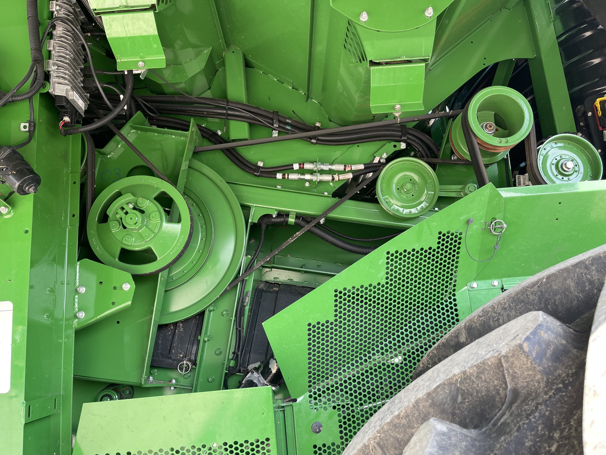  2022 John Deere S790 at Heritage Tractor in Brimfield, IL