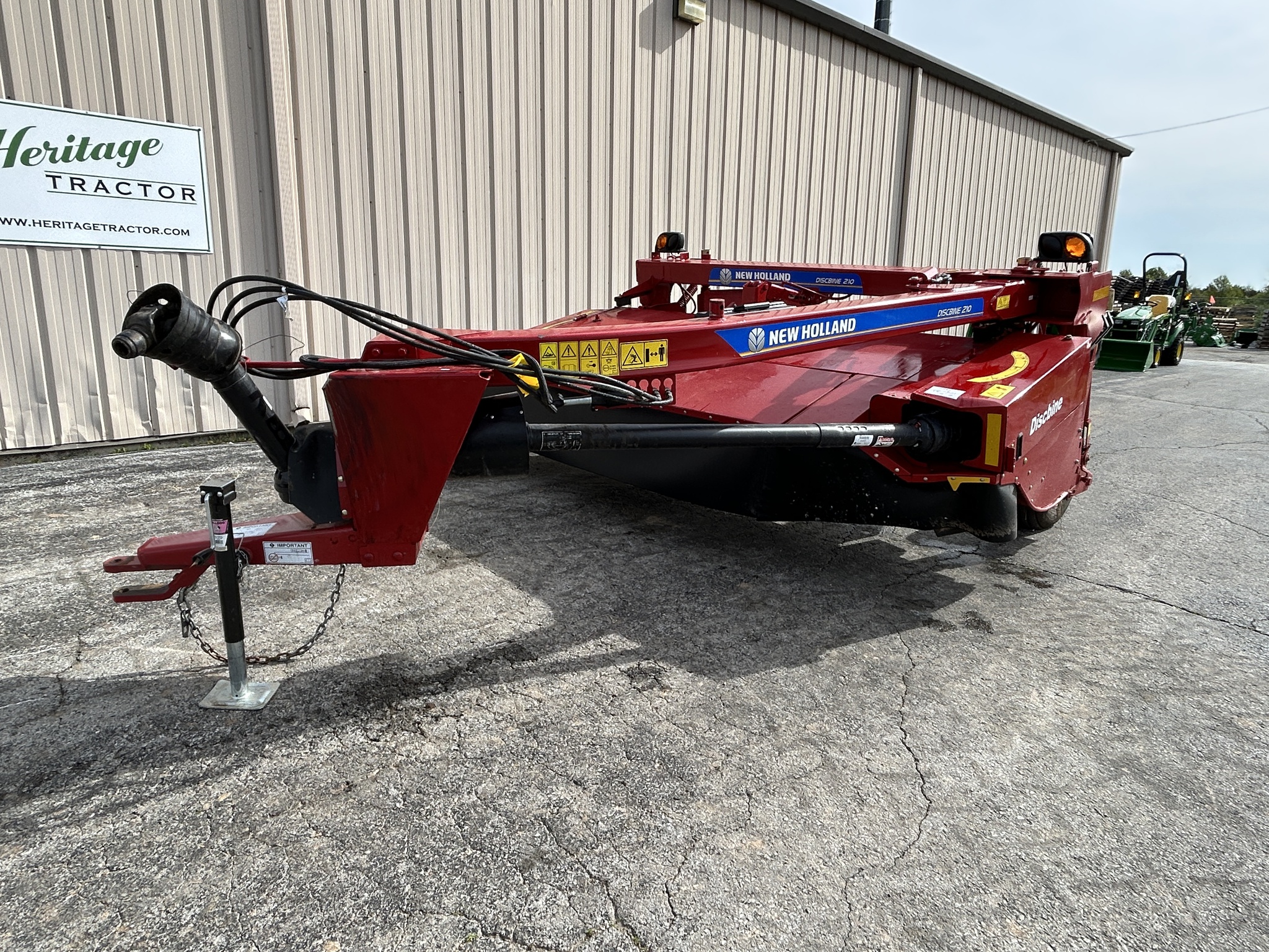  2022 New Holland 210 at Heritage Tractor in Rogersville, MO