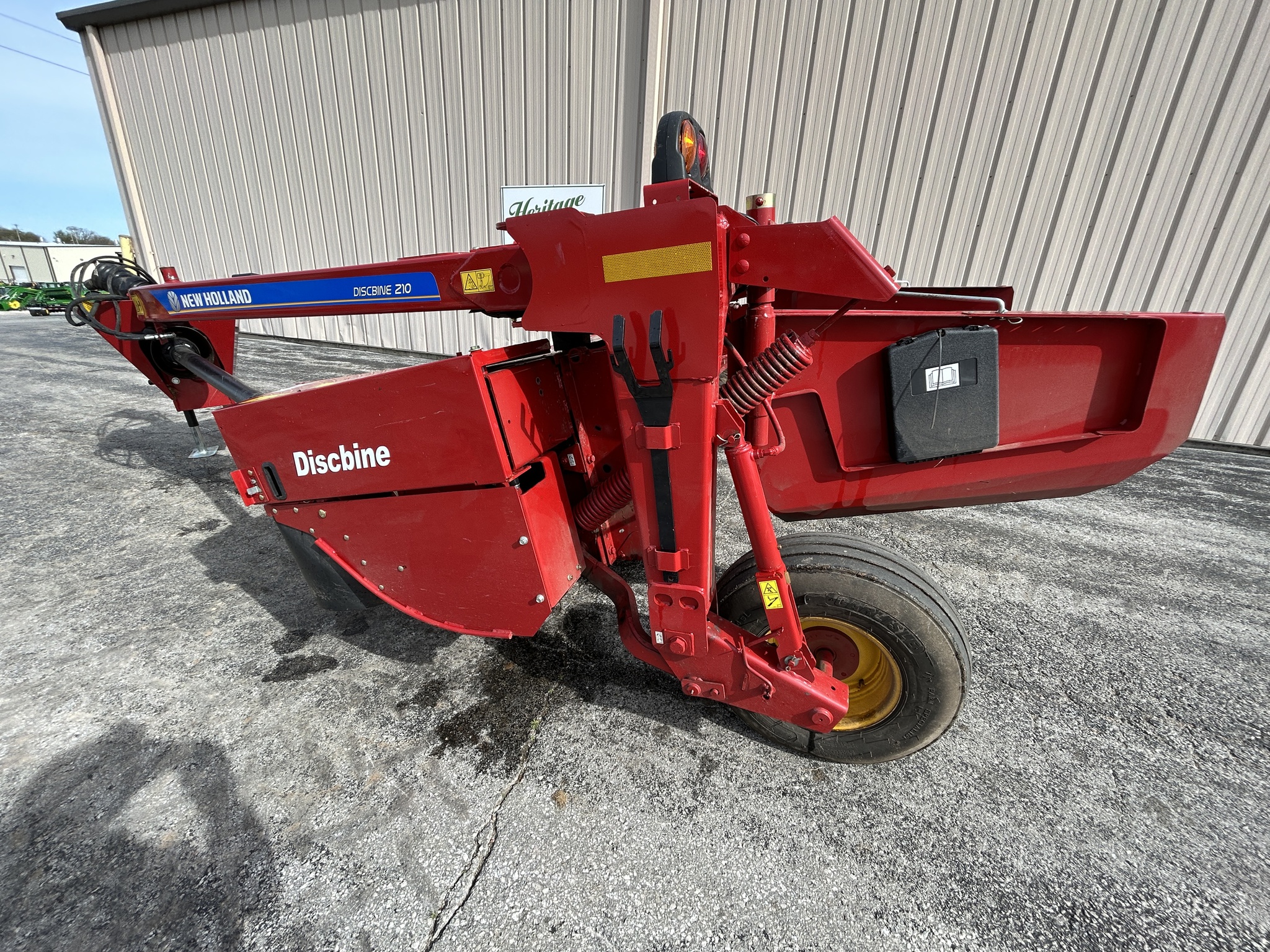  2022 New Holland 210 at Heritage Tractor in Rogersville, MO
