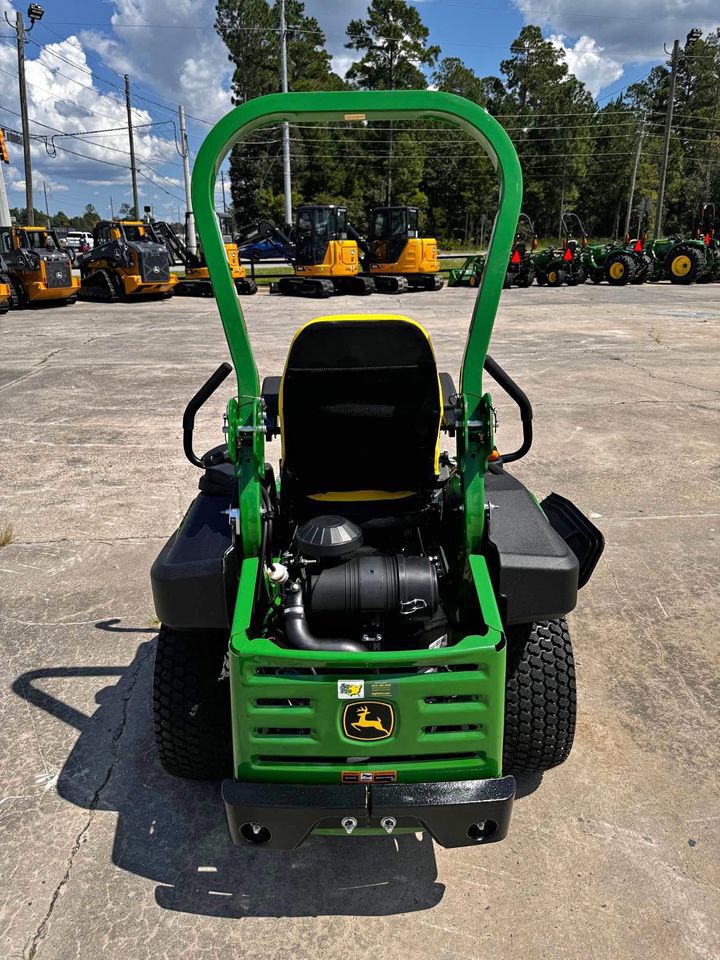 2025 John Deere Z920M Image 4