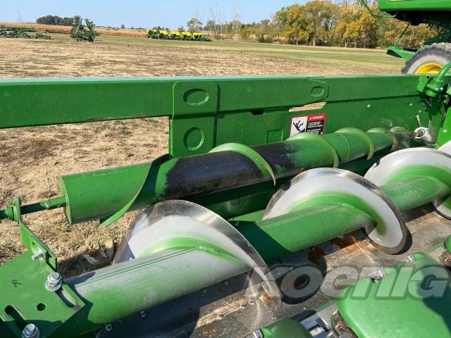 Used 2019 John Deere 708C Corn and Row Crop headers at Koenig Equipment in Greenfield, IN - PhotoXL13
