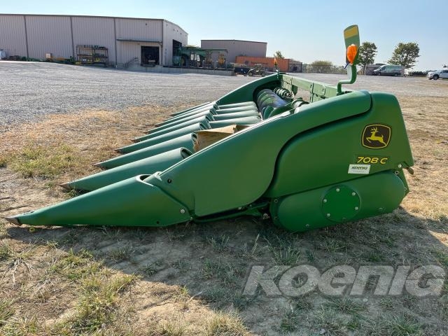 Used 2019 John Deere 708C Corn and Row Crop headers at Koenig Equipment in Greenfield, IN - PhotoXL4