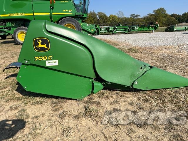 Used 2019 John Deere 708C Corn and Row Crop headers at Koenig Equipment in Greenfield, IN - PhotoXL3