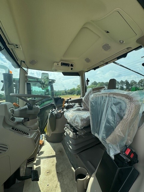 2023 John Deere 6R 130 Image 3