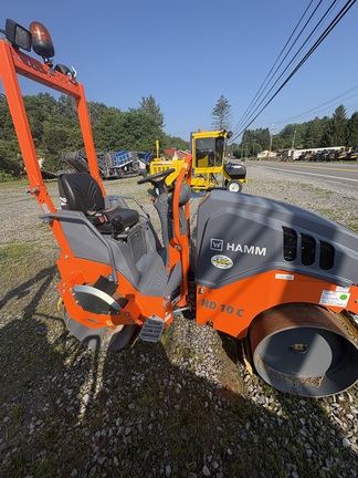 2024 Hamm HD10CVV