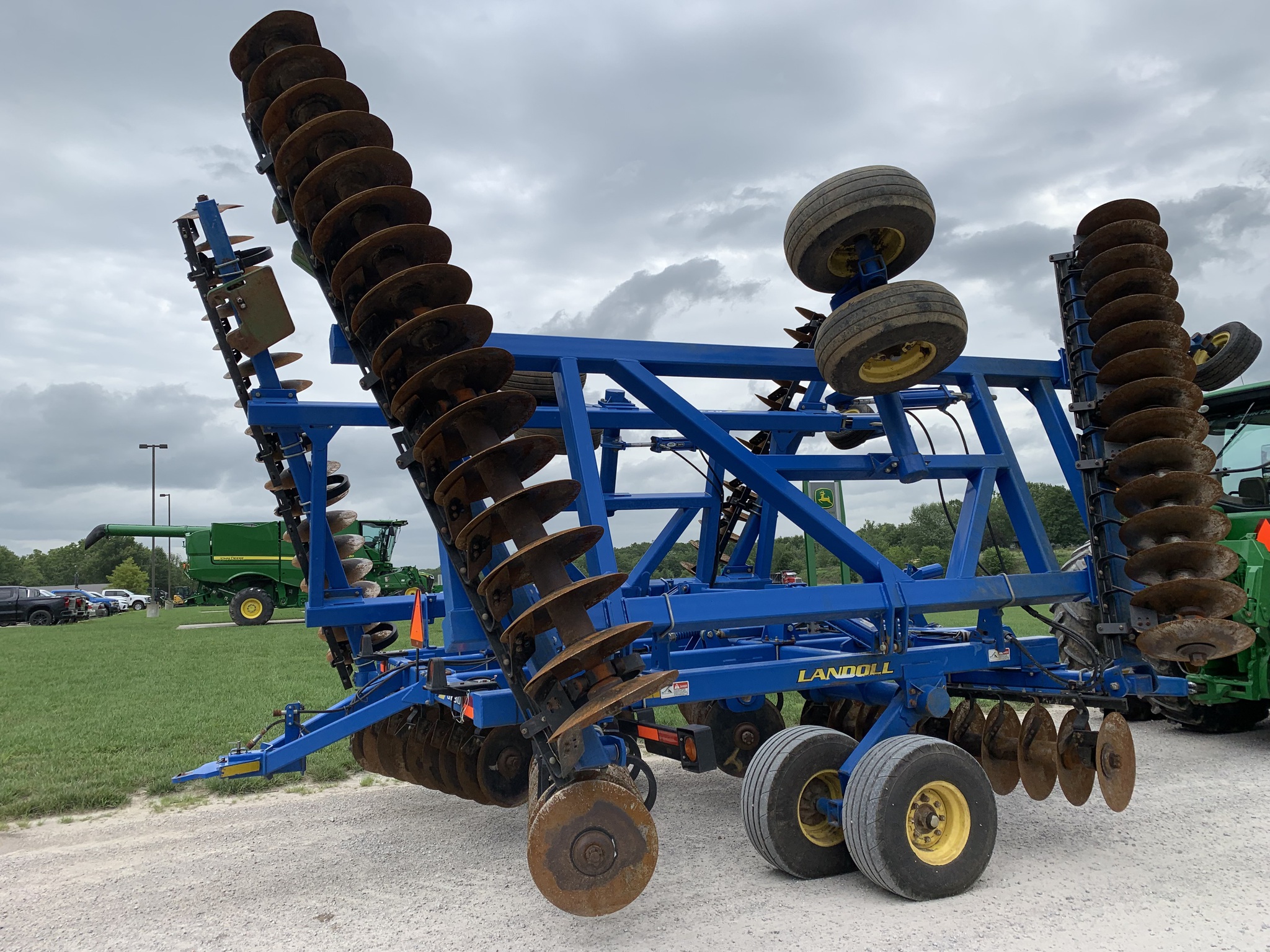  2010 Landoll 6230 at Heritage Tractor in Adrian, MO