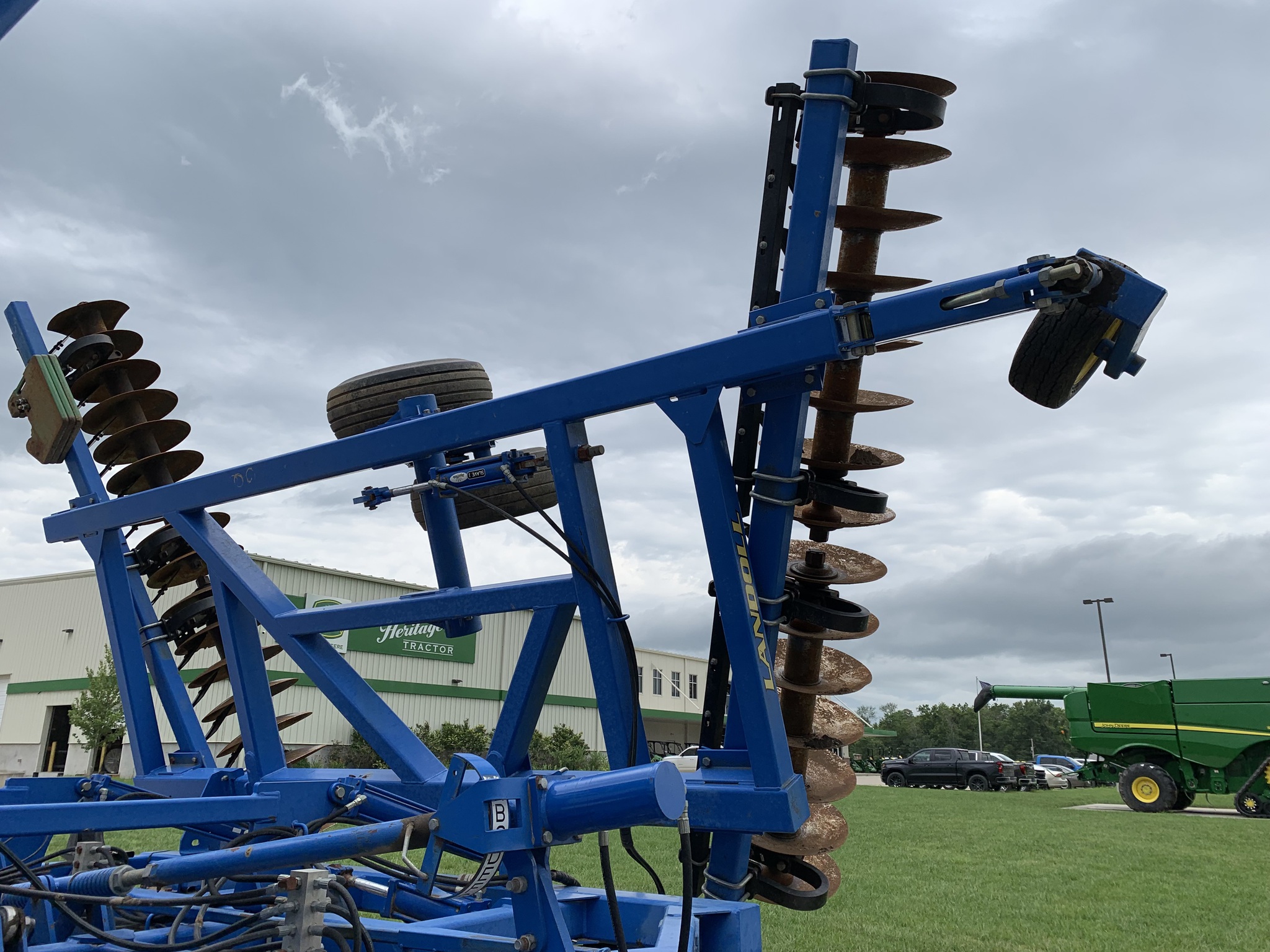  2010 Landoll 6230 at Heritage Tractor in Adrian, MO