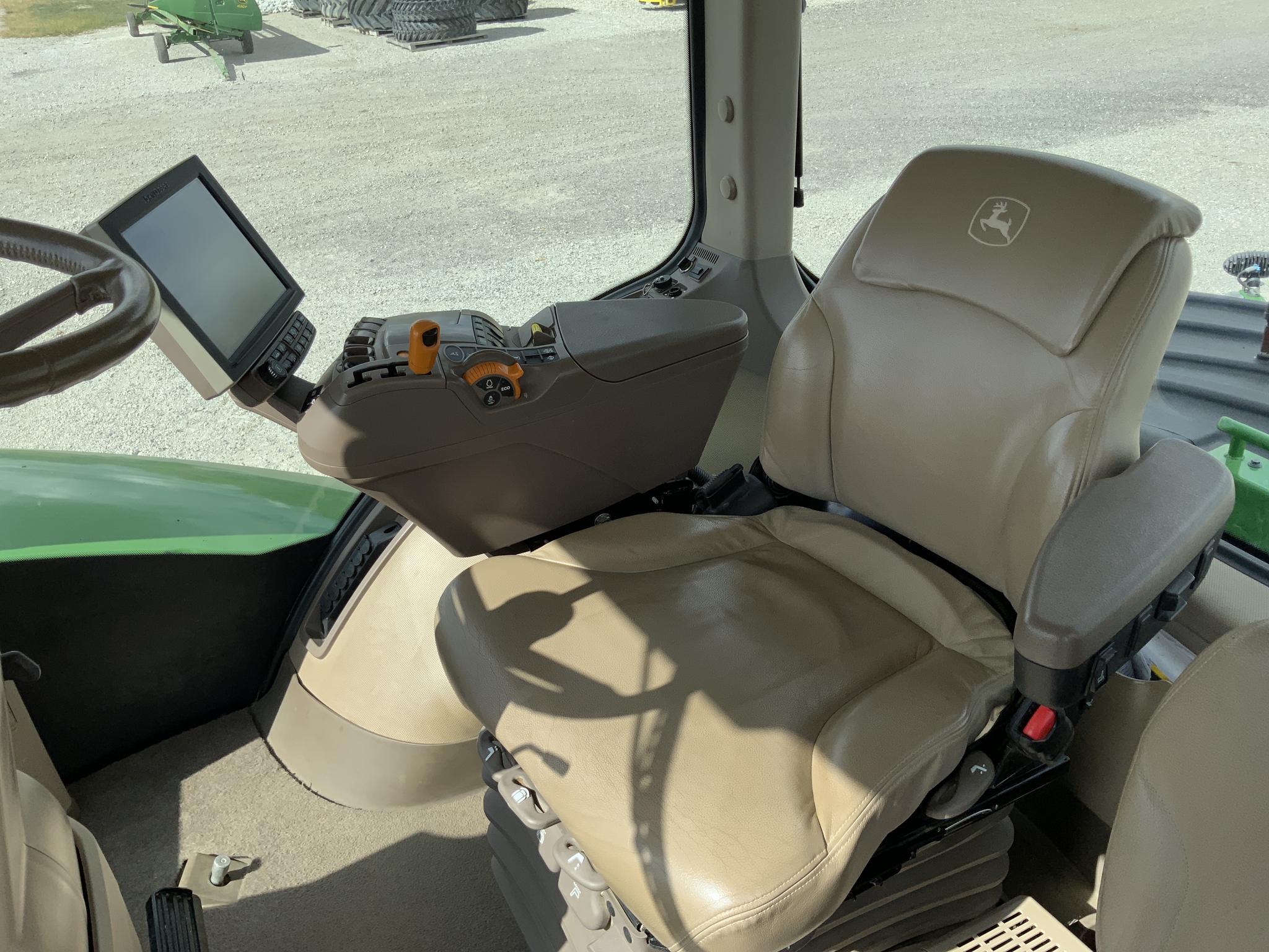 2018 John Deere 9620RX Image 31
