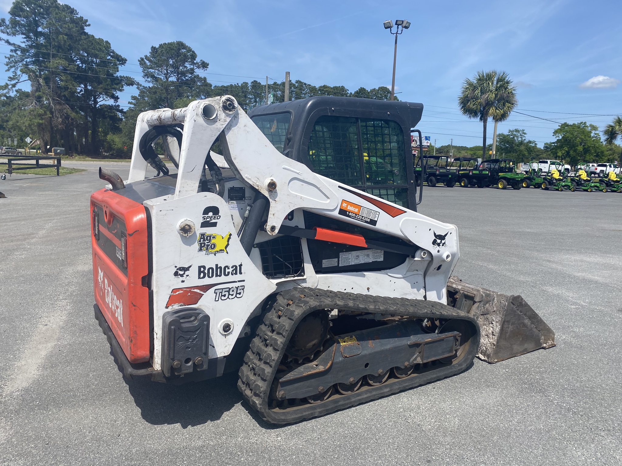 2019 Bobcat T595 Image 1
