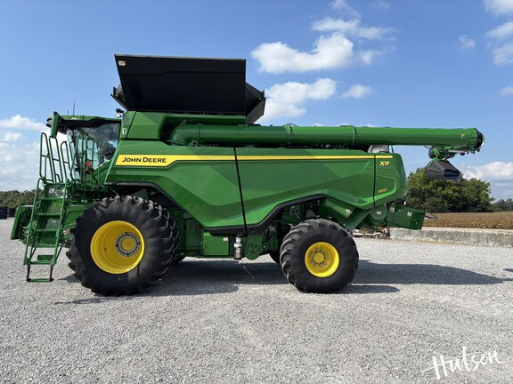 Photo of 2024 John Deere X9 1100