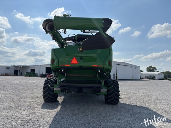 Photo of 2024 John Deere X9 1100