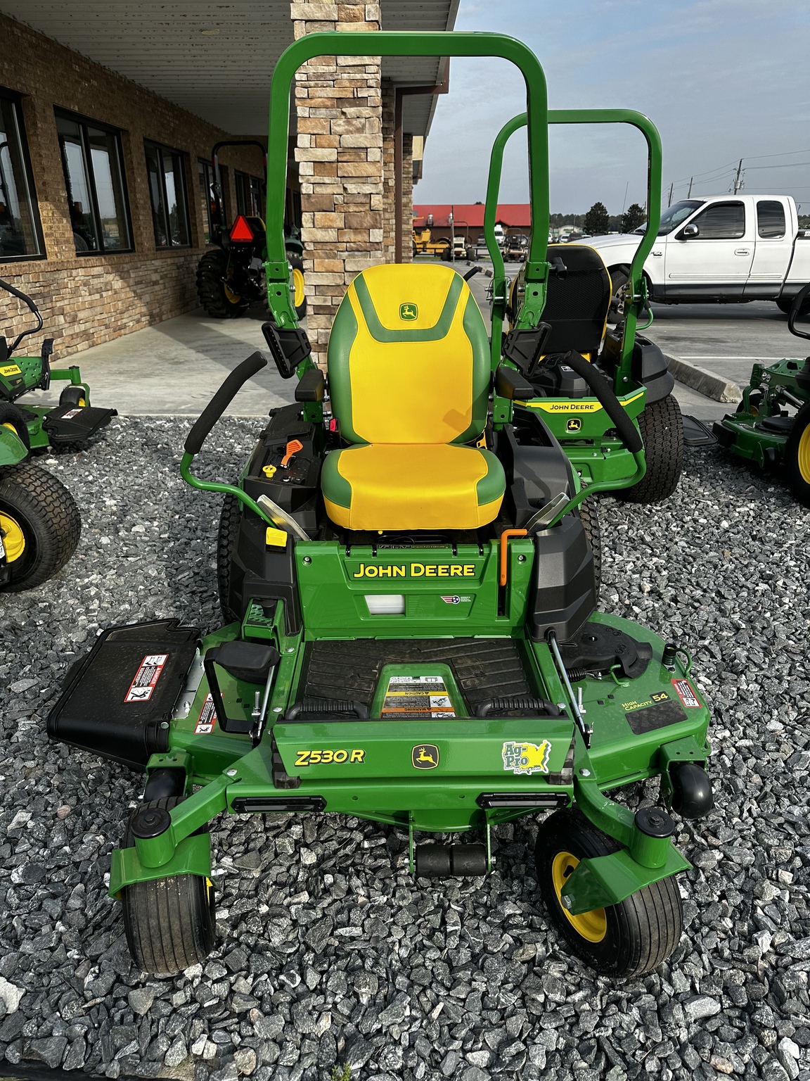 2025 John Deere Z530R Image 1