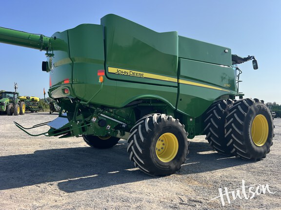 Photo of 2024 John Deere S780