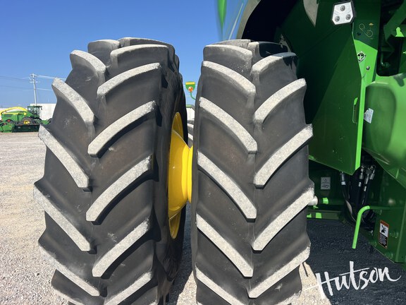 Photo of 2024 John Deere S780