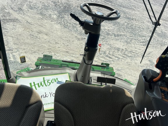Photo of 2024 John Deere S780