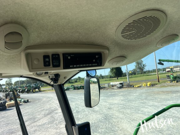Photo of 2024 John Deere S780