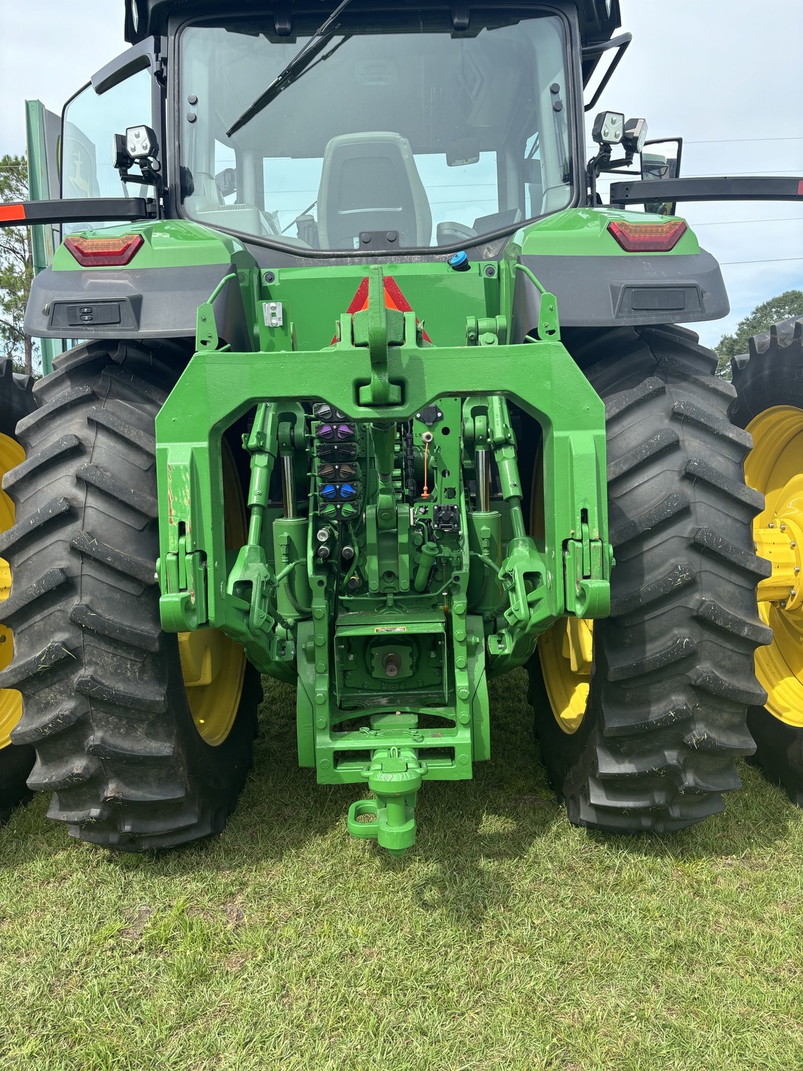 2023 John Deere 8R 370 Image 5