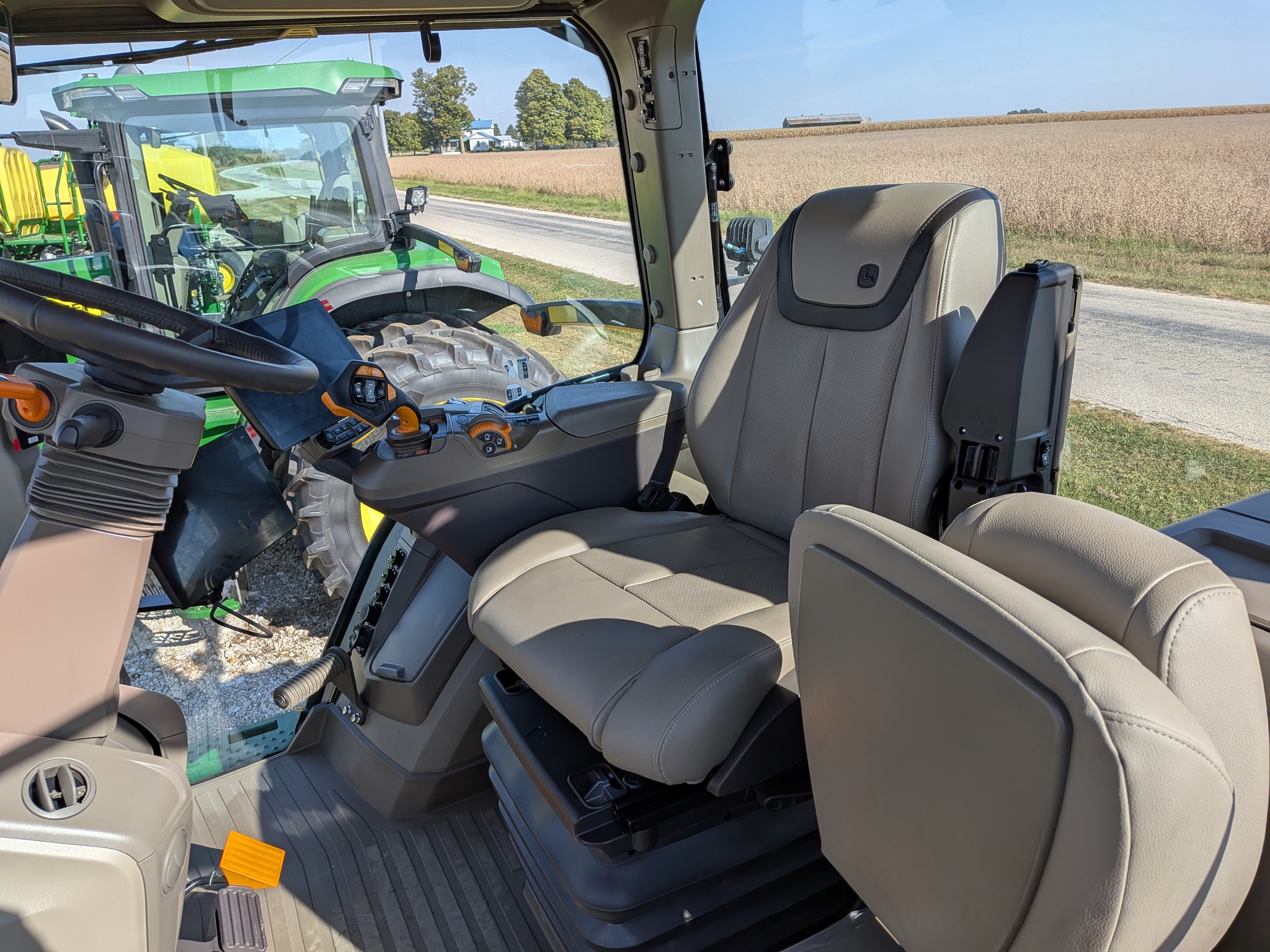 2024 John Deere 8R 340 at Heritage Tractor in Galesburg, IL