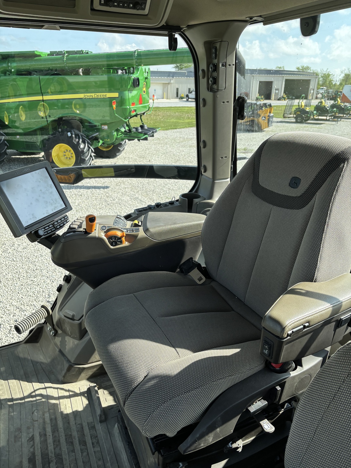 2020 John Deere 8RT 370 Image 5