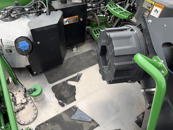 2024 John Deere X9 1100 - Photo39