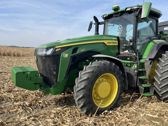 2023 John Deere 8R 340 Picture 13 2023 John Deere 8R 340-13