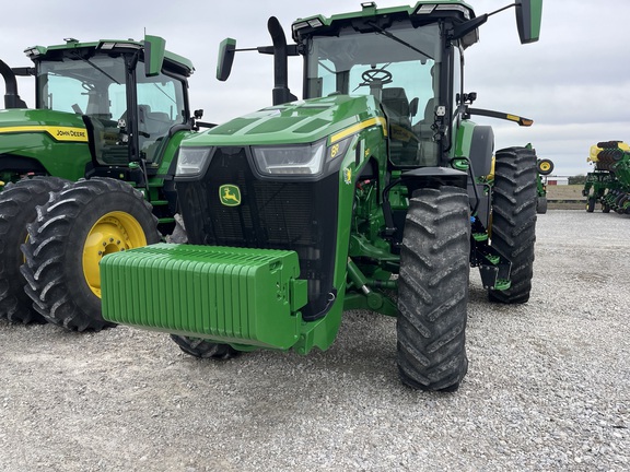 2023 John Deere 8R 340 Picture 2 2023 John Deere 8R 340-2