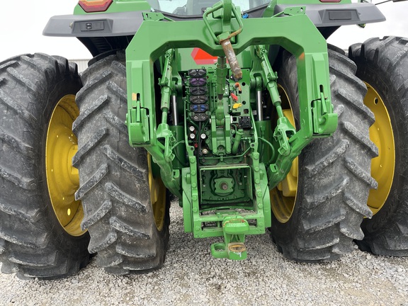 2023 John Deere 8R 340 Picture 6 2023 John Deere 8R 340-6