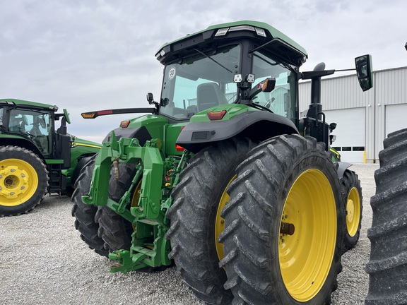 2023 John Deere 8R 340 Picture 8 2023 John Deere 8R 340-8