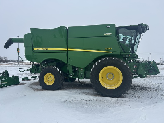 2024 John Deere S780 (15th thumbnail)