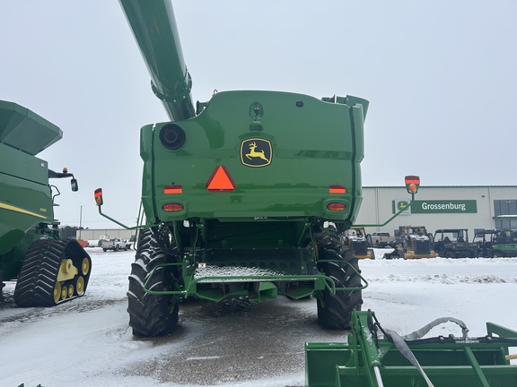 2024 John Deere S780 (19th thumbnail)