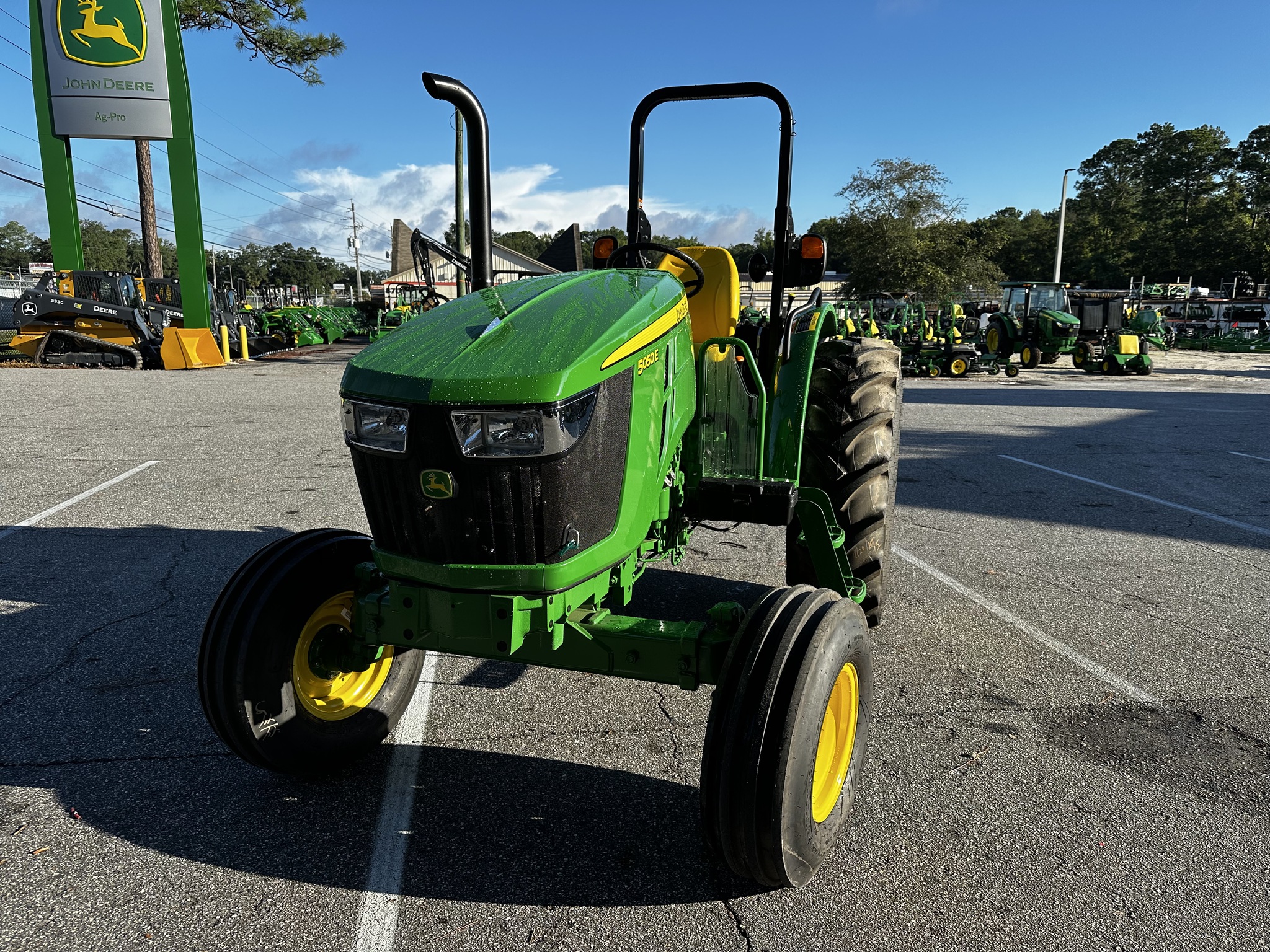 2025 John Deere 5050E Image 3