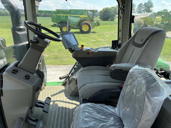 2023 John Deere 8R 370-7
