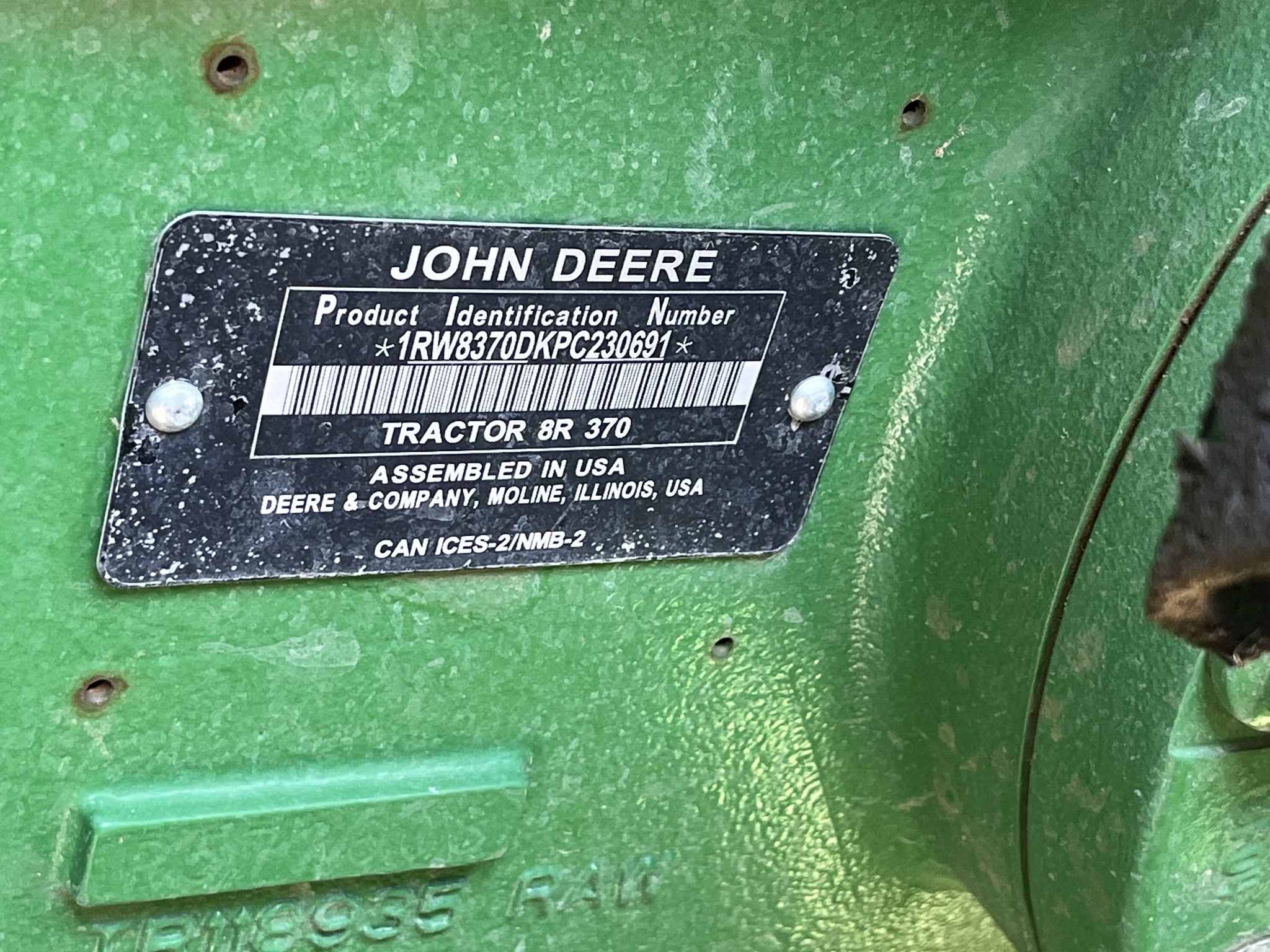 2023 John Deere 8R 370 Image 4