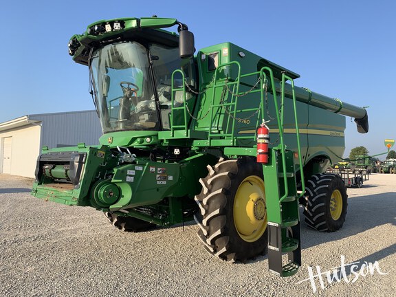 Photo of 2024 John Deere S760
